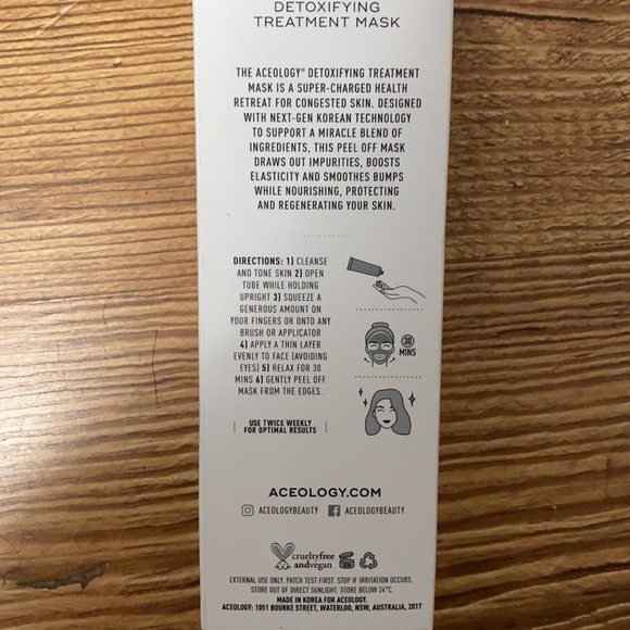 Moisturizers,detoxifying masks, makeup, eyeshadow pallets and much more! - Picture 2 of 13